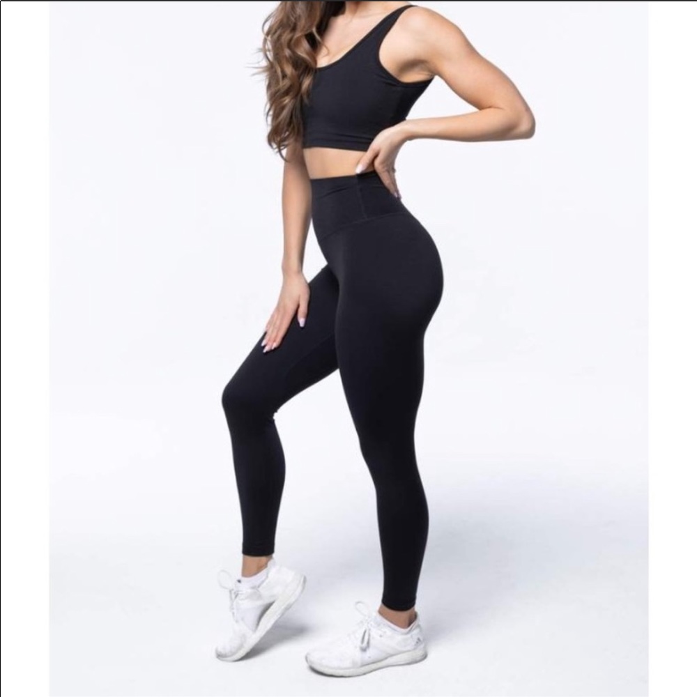 Balance Athletica OG pant size Small